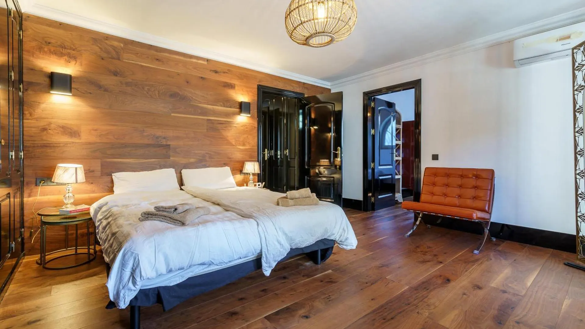 Golden Villa Luxury Pool Retreat & Beach - Happy Rentals Marbella
