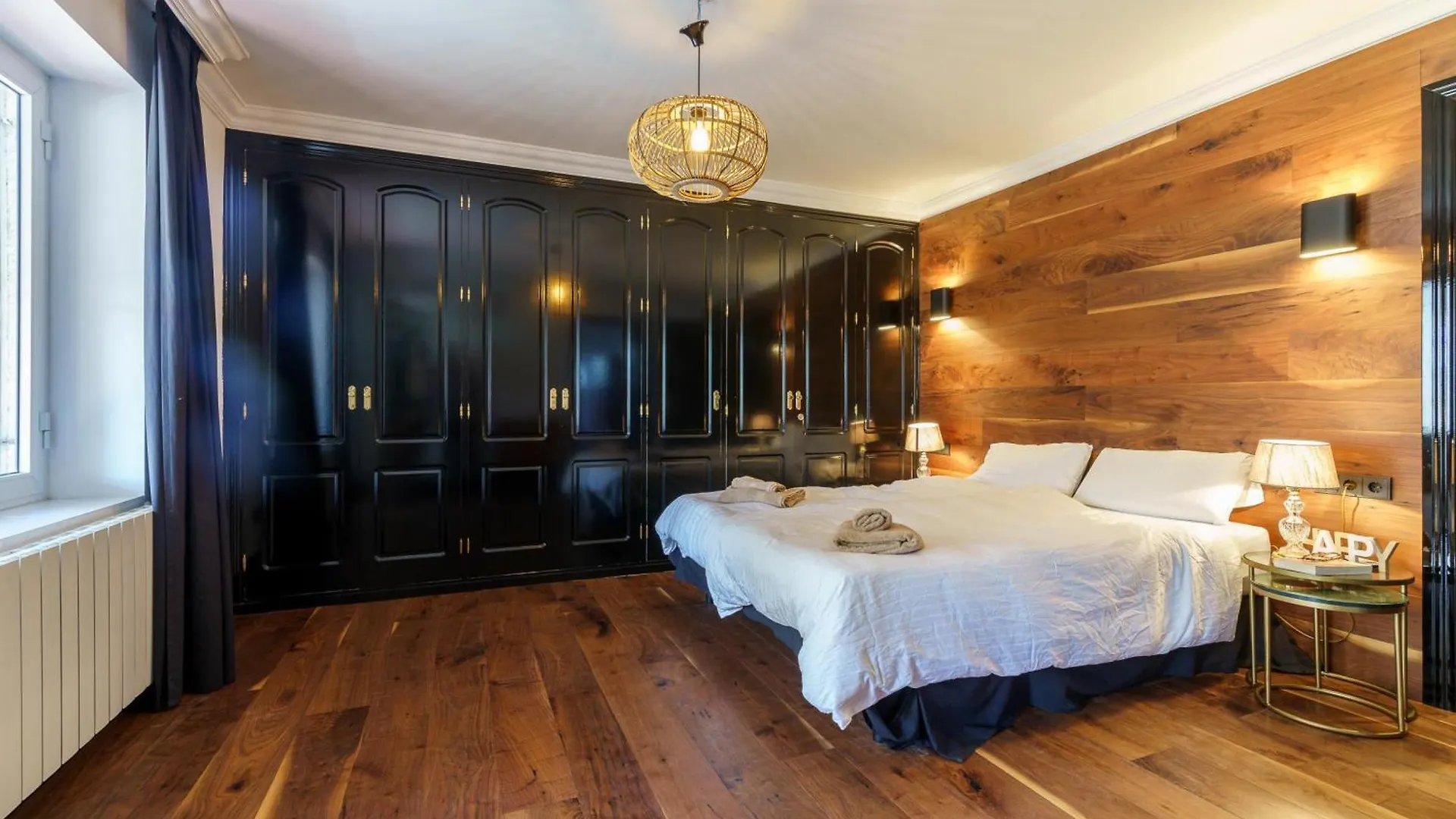 Golden Villa Luxury Pool Retreat & Beach - Happy Rentals Marbella